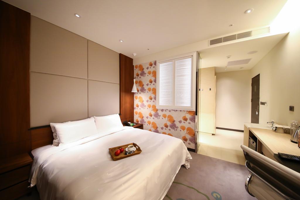 Standard, Double Bed