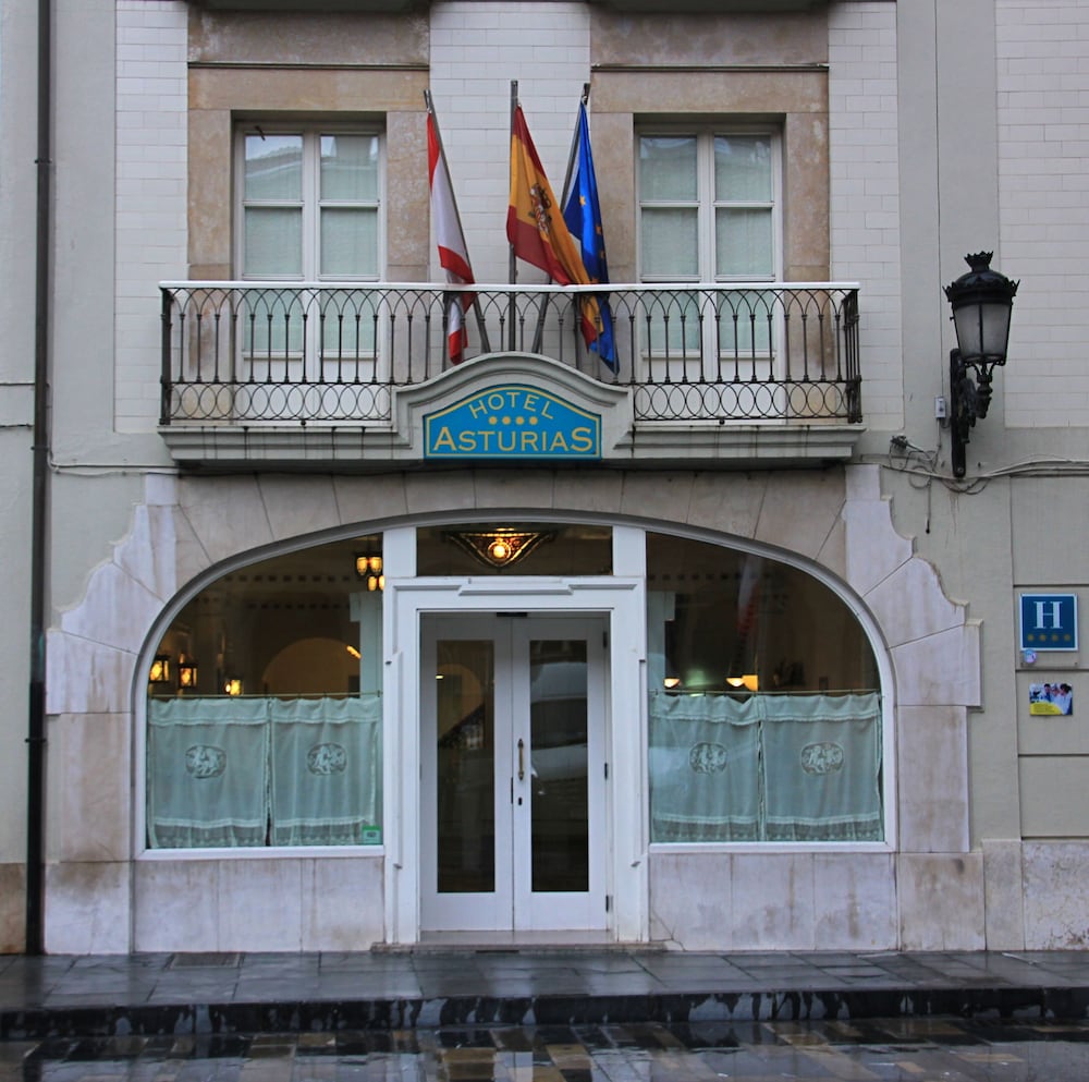 Hotel Asturias 1/31