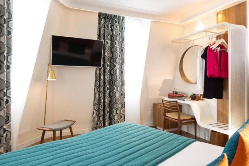 Deluxe, Double Bed