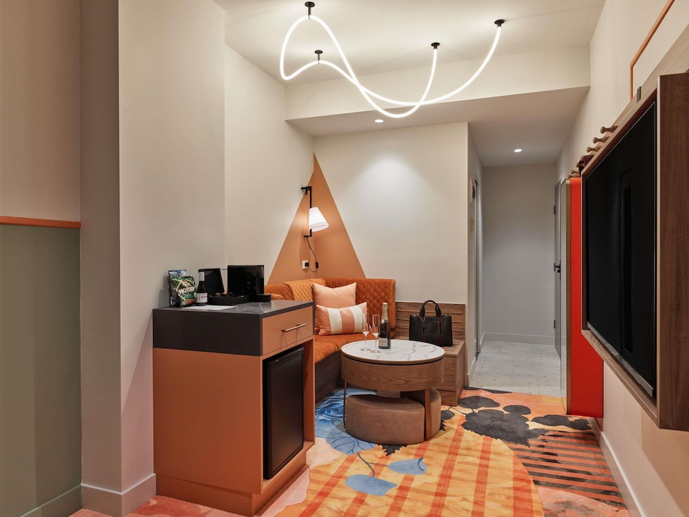 The Clarence Hotel Sydney 3/41