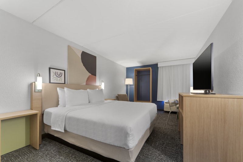 Spark by Hilton Grand Prairie 5/15