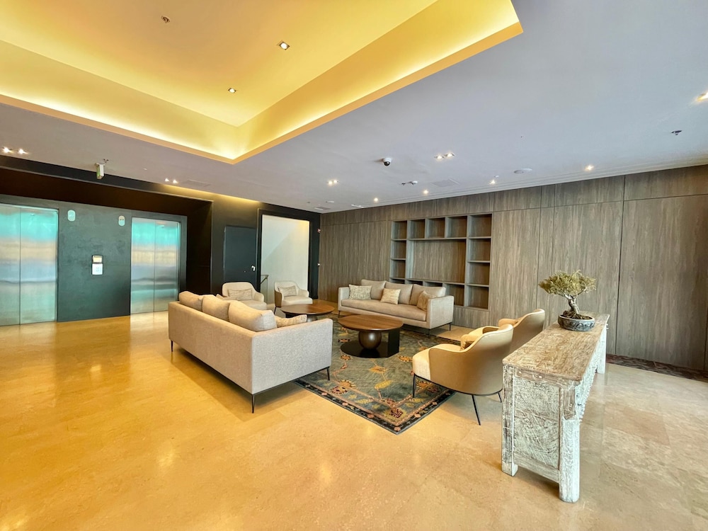 Liv Hotel Zona G 41/58