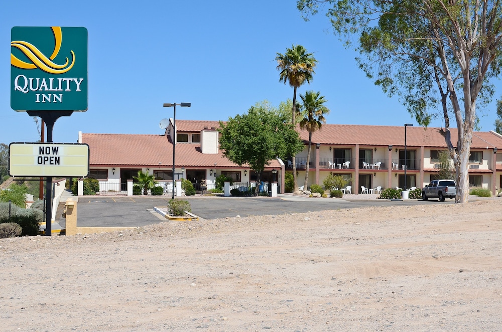Quality Inn Wickenburg, AZ 1/38