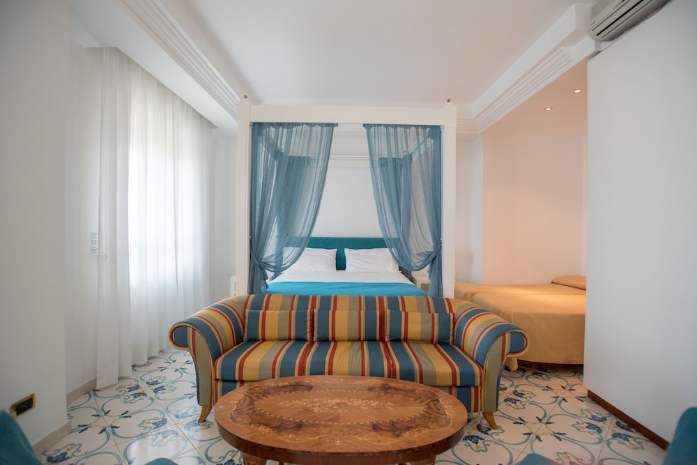 Hotel Villa Maria 28/63
