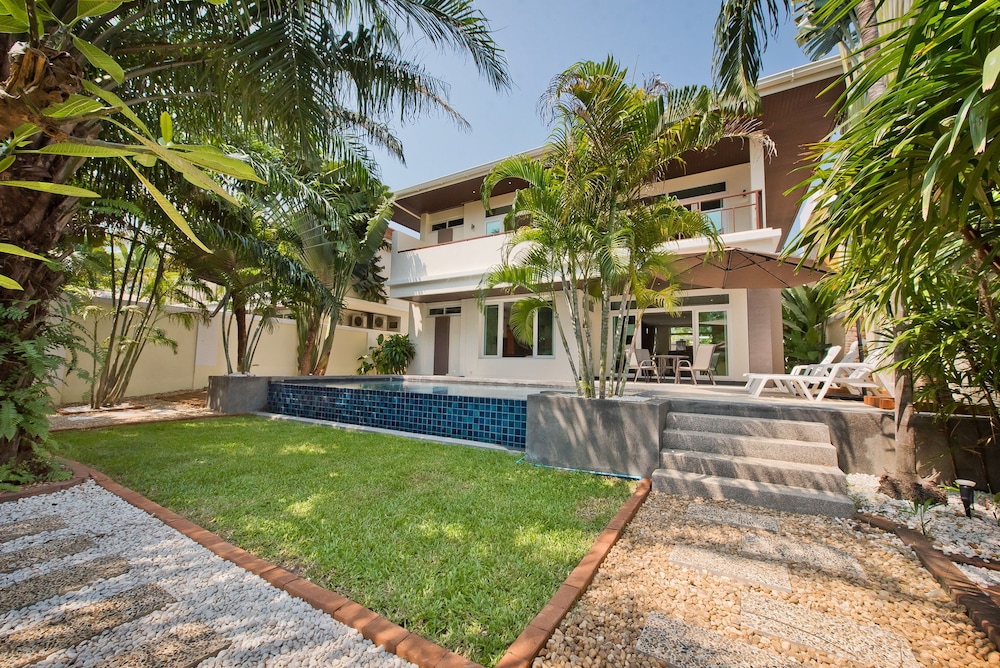 Tropicana Pool Villa 37/50