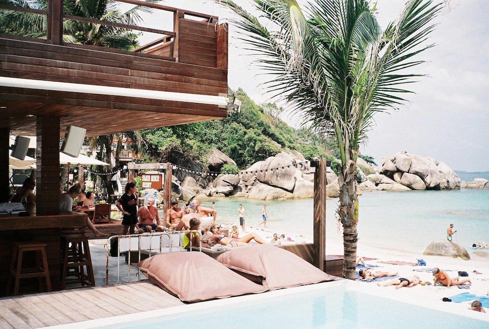 Silver Beach Resort 46/65