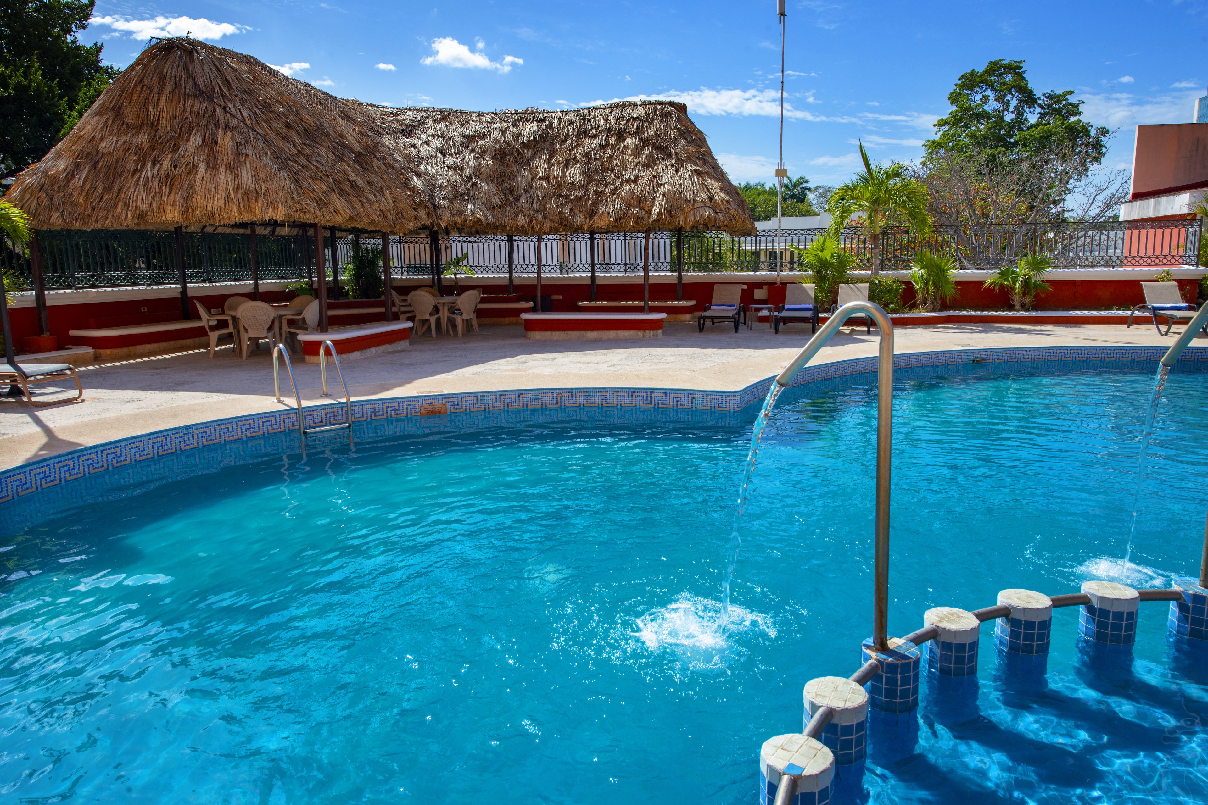 Holiday Inn Merida 72/74