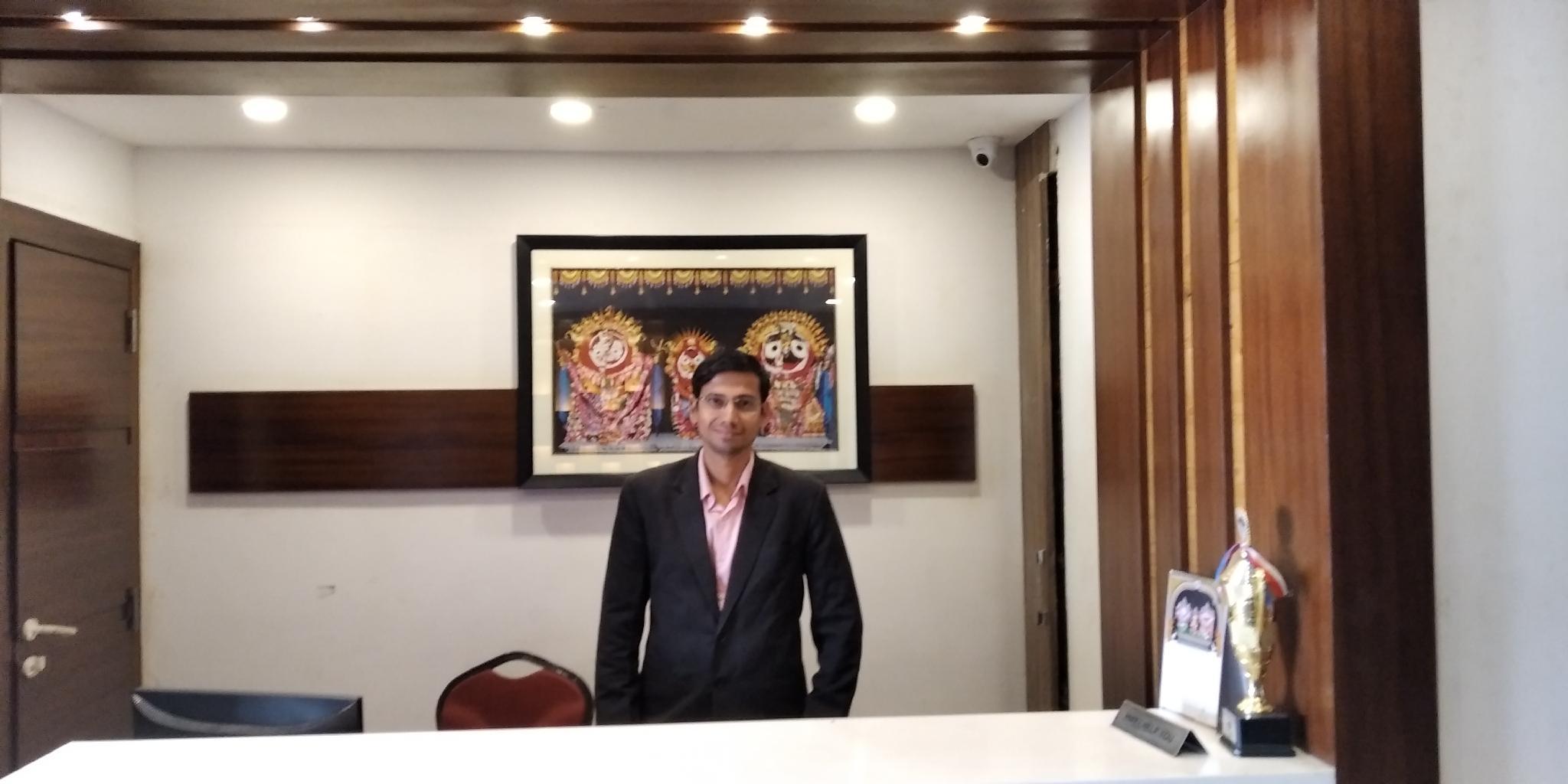 Hotel Shree Hari 8/22