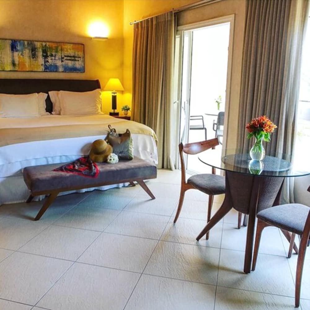 Abayomi Hotel 9/48