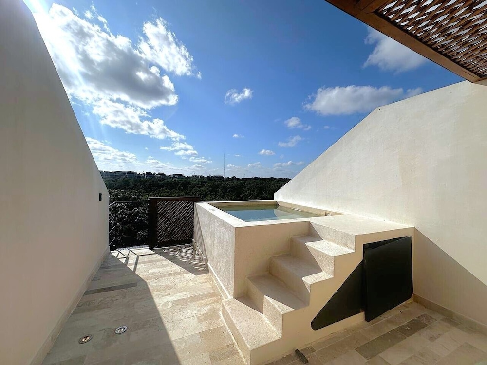 Wyndham Tulum 34/60