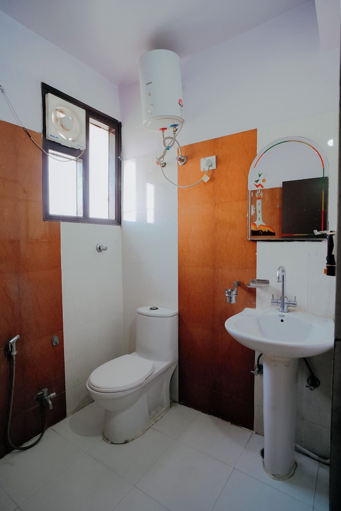 Hotel Jinendra Inn Jaipur 45/48