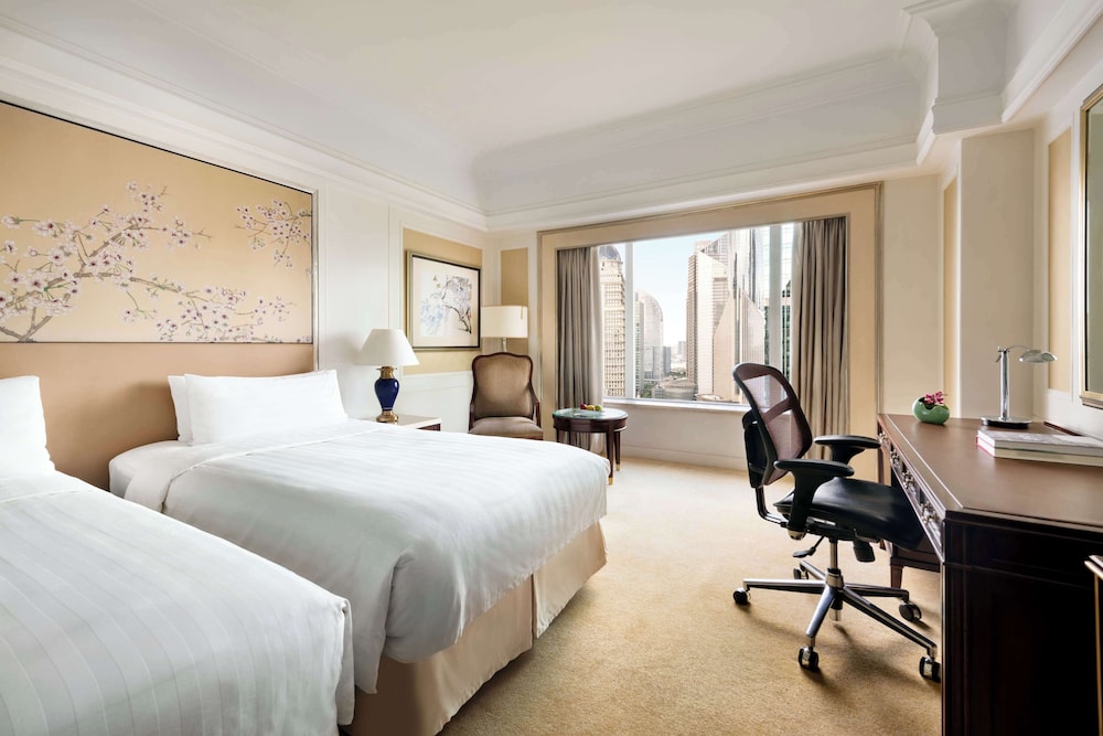 Deluxe, Twin Beds, River Wing