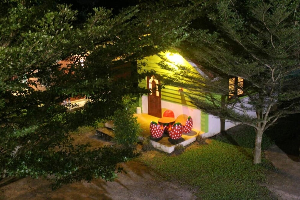 Rai Phurak Resort 48/50