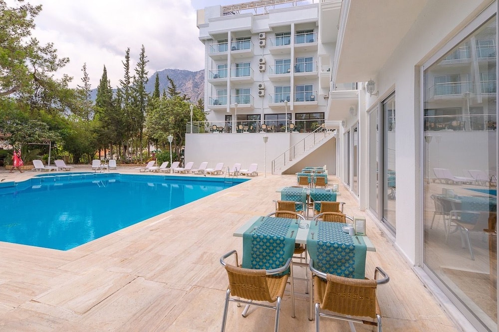 Ekici Hotel 14/65