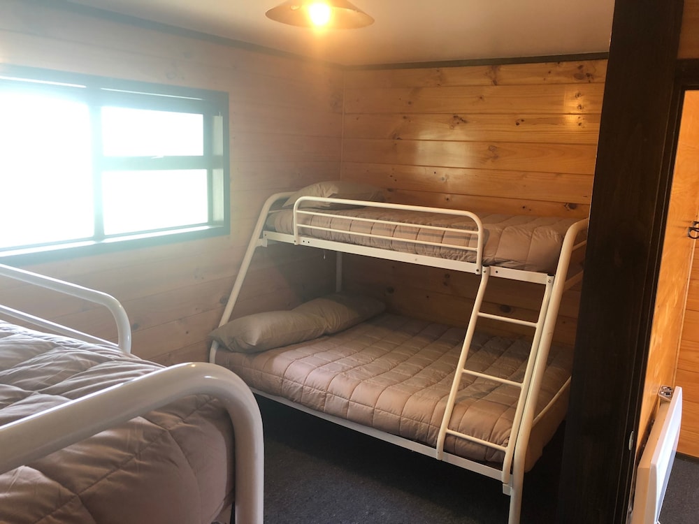 Greymouth Seaside Top 10 Holiday Park 26/71