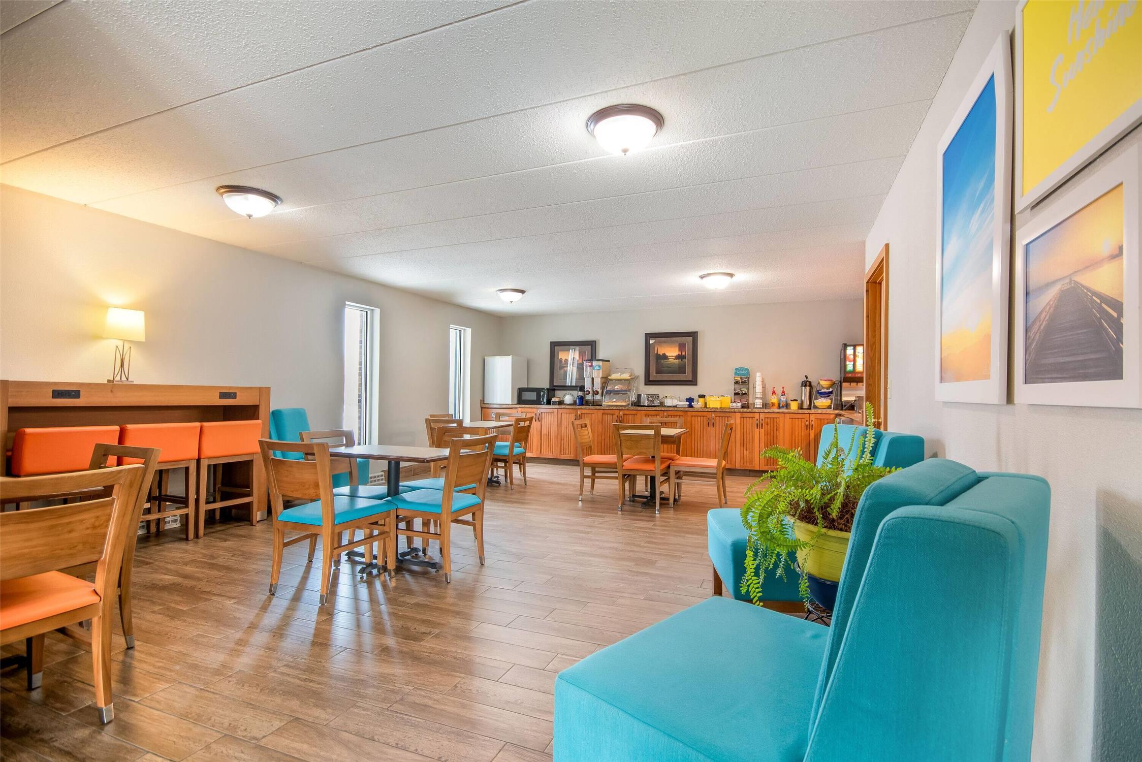 Days Inn by Wyndham International Falls 15/21