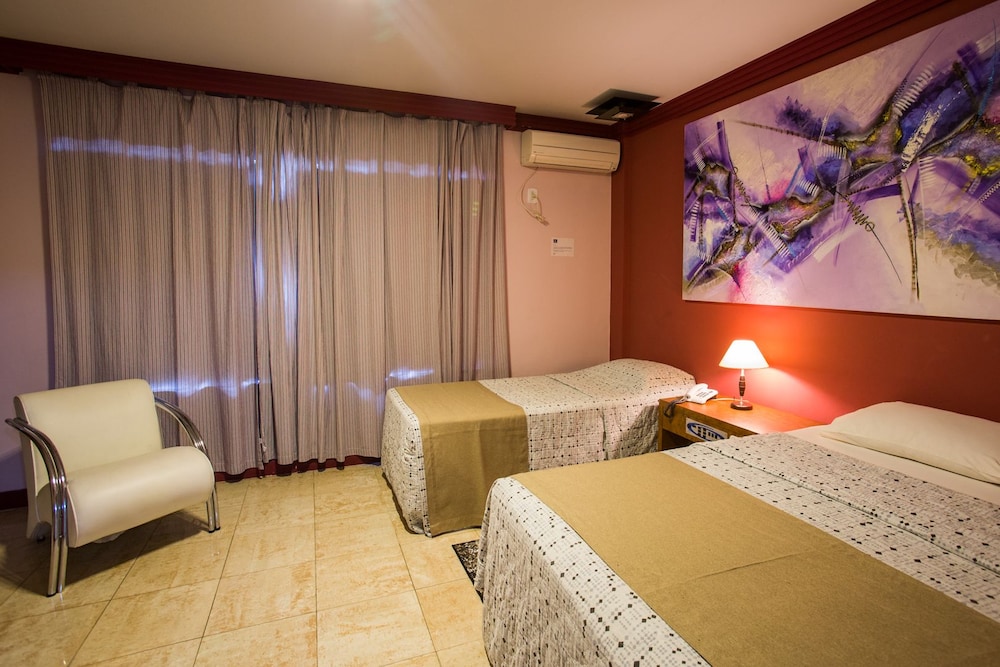 Gallant Hotel 27/67
