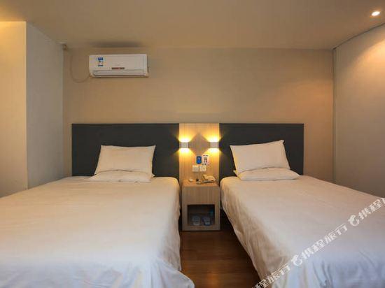 Hanting Hotel (Kaiyuan Jiefang Road) 6/13