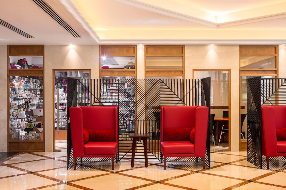 Opera Grand Hotel 22/32