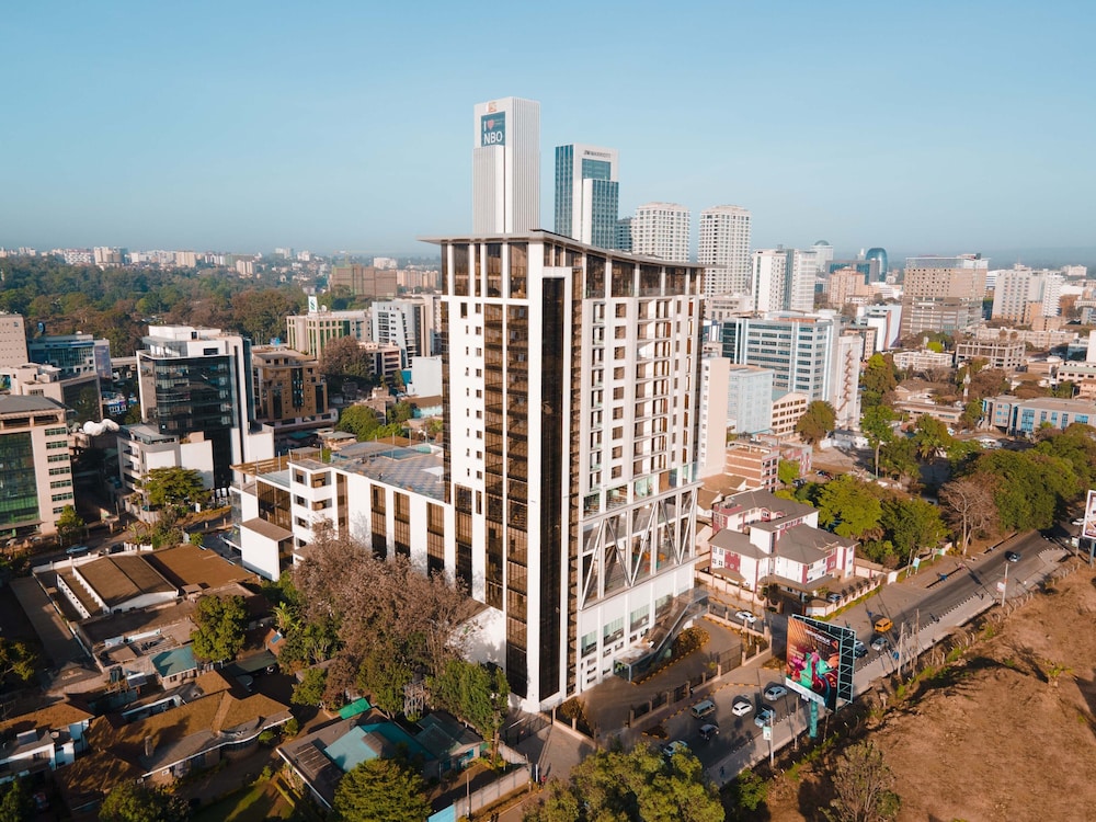 Broadwalk Residency 3/46