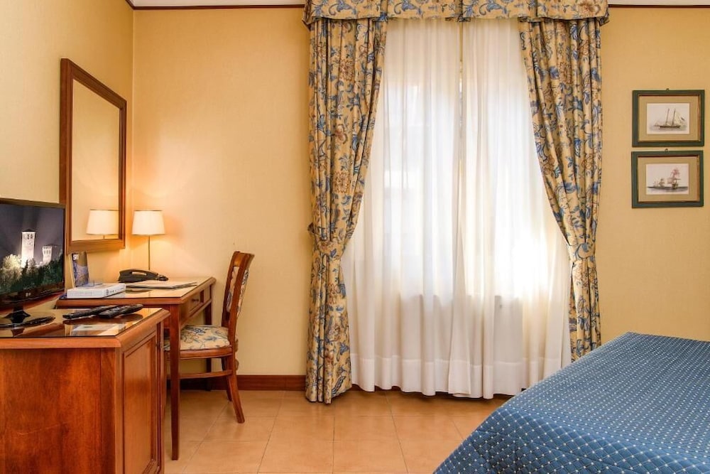 Albergo Reggio 34/63