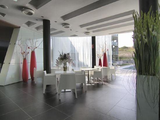 APOLO SUITES RENTALMAR 11/24