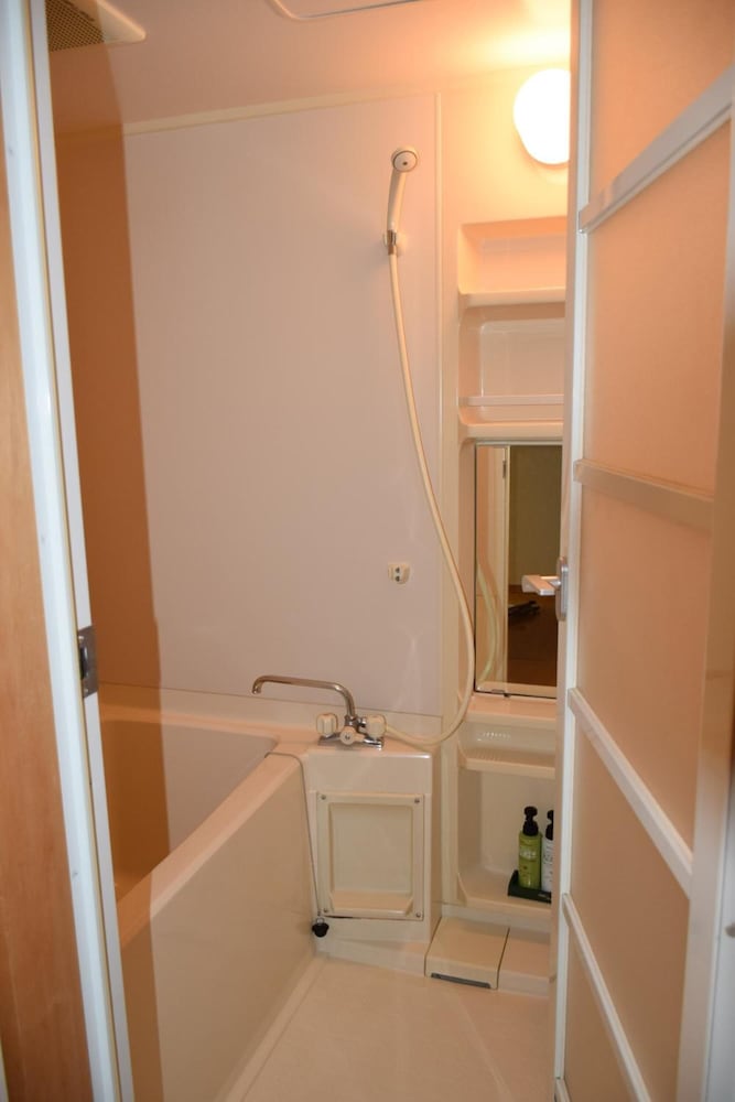 Hotel Daisen Shirogane 58/60