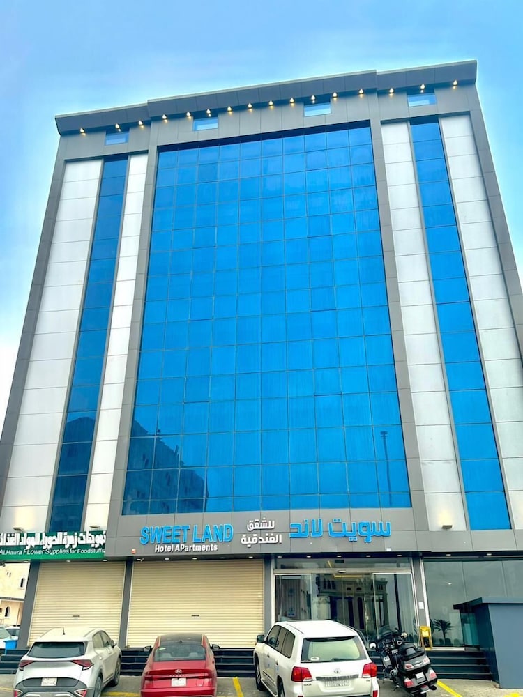 Sweet Land Hotel in UMLUJ