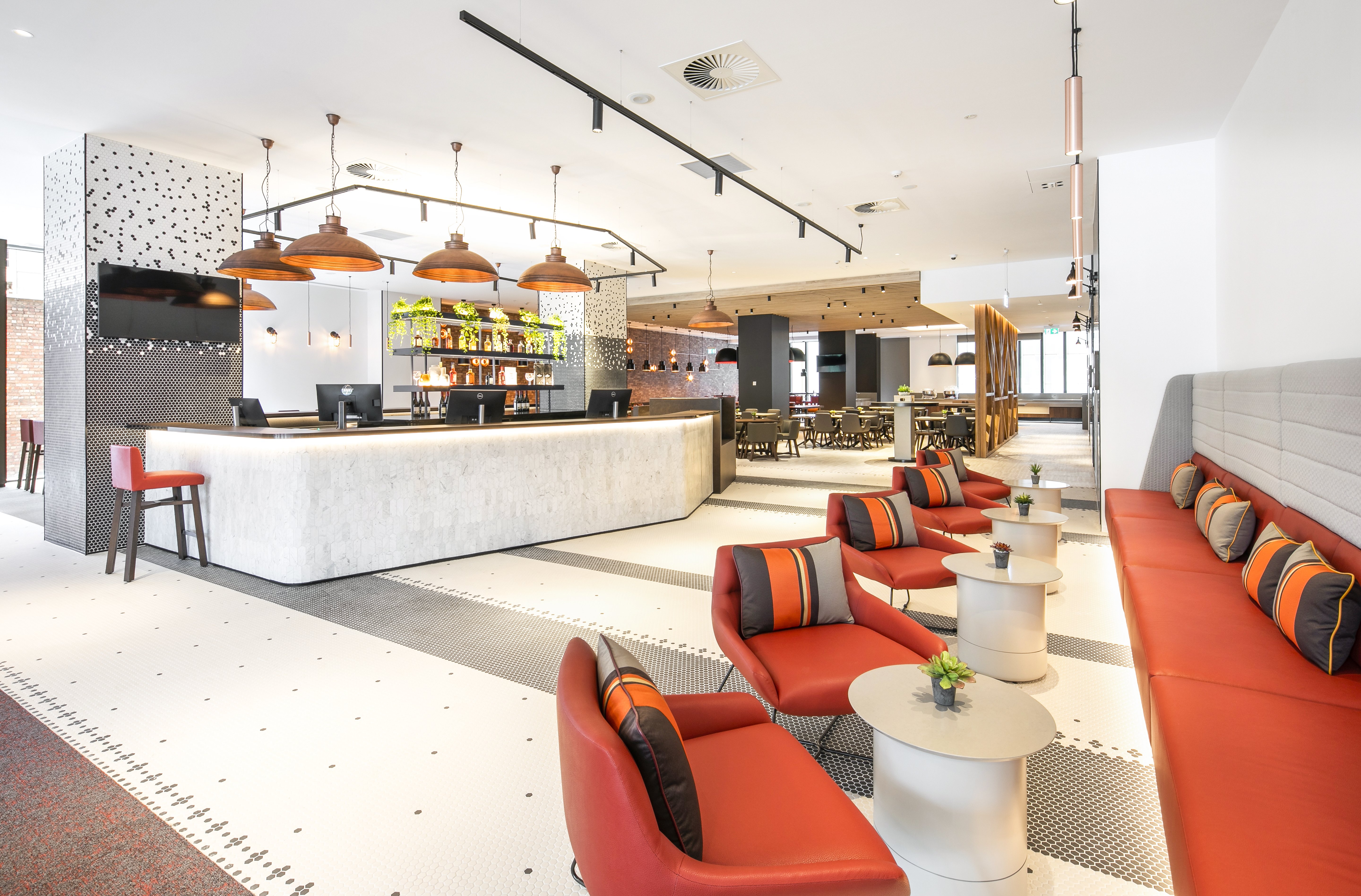 Holiday Inn Express Melbourne Little Collins 58/74