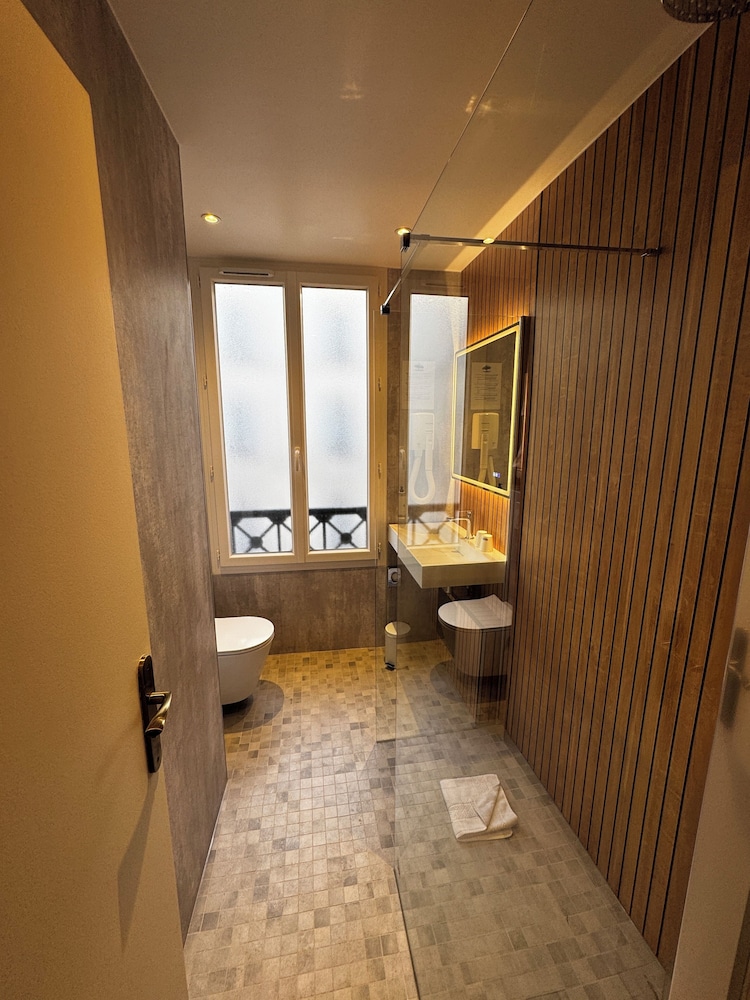 Hotel Pax Opera 33/63