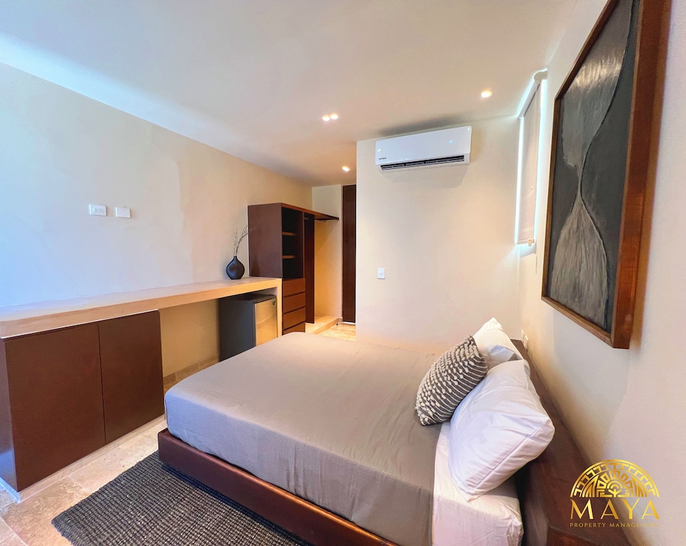 Master, Family, Suite, 2 King Beds