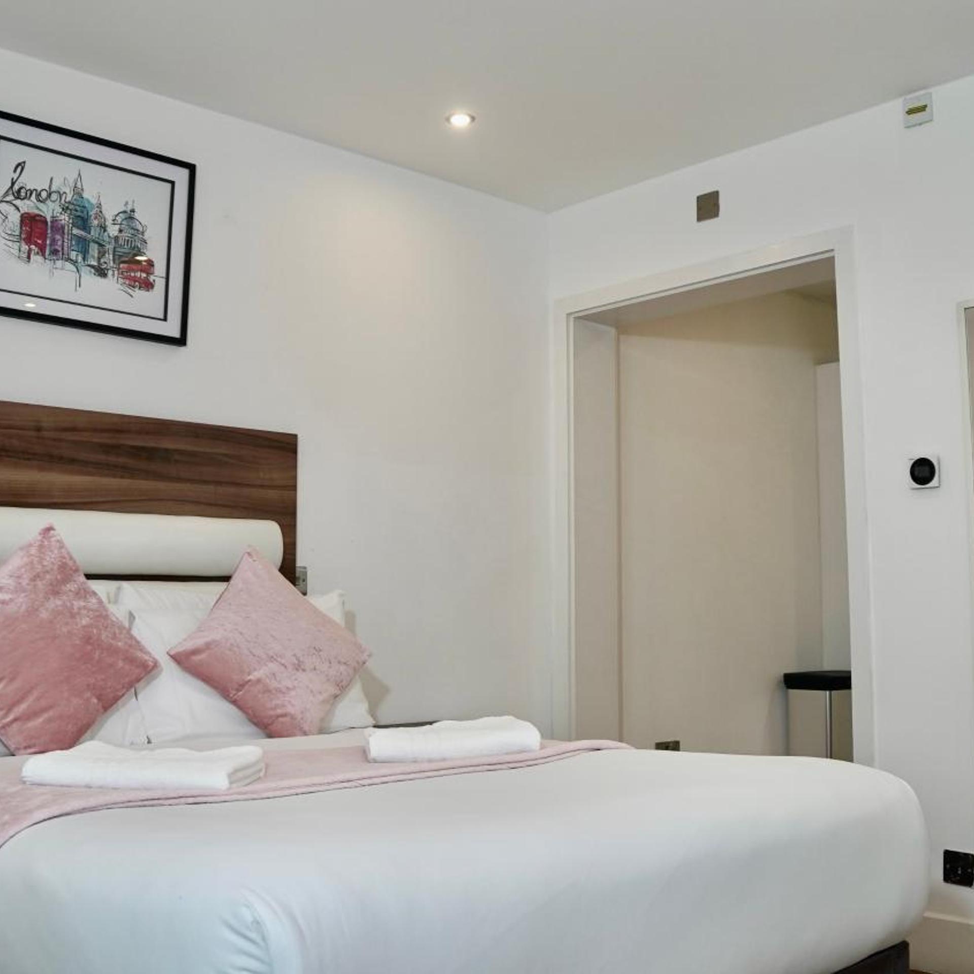 Studio, Double Bed, Partial View