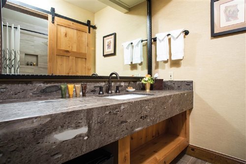 Room, Double or Twin Bed, Tenaya Lodge At Yosemite 3/3