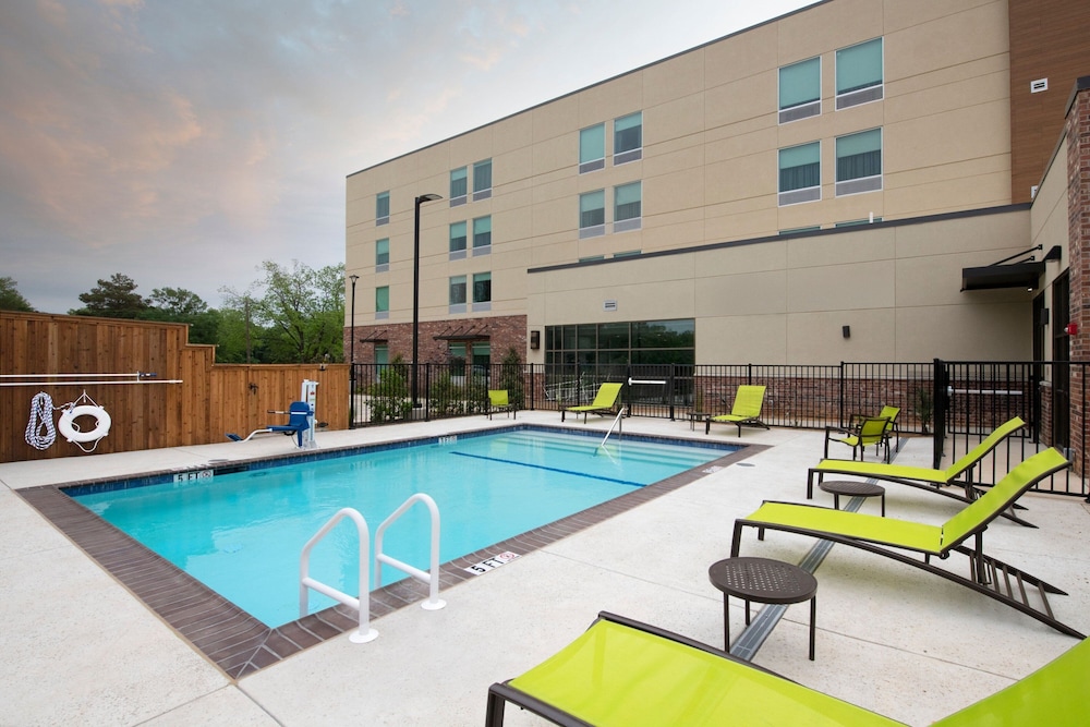 SpringHill Suites Lindale 3/29