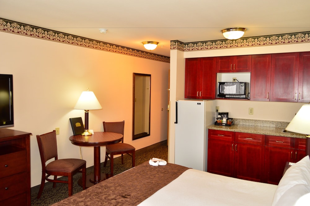 FairBridge Inn Express 9/51