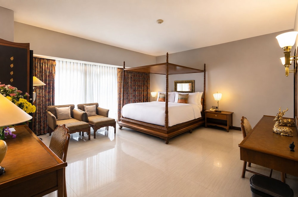 جناح جونيور بسرير كينج لذوي الإعاقة، Indra Regent Hotel 3/4