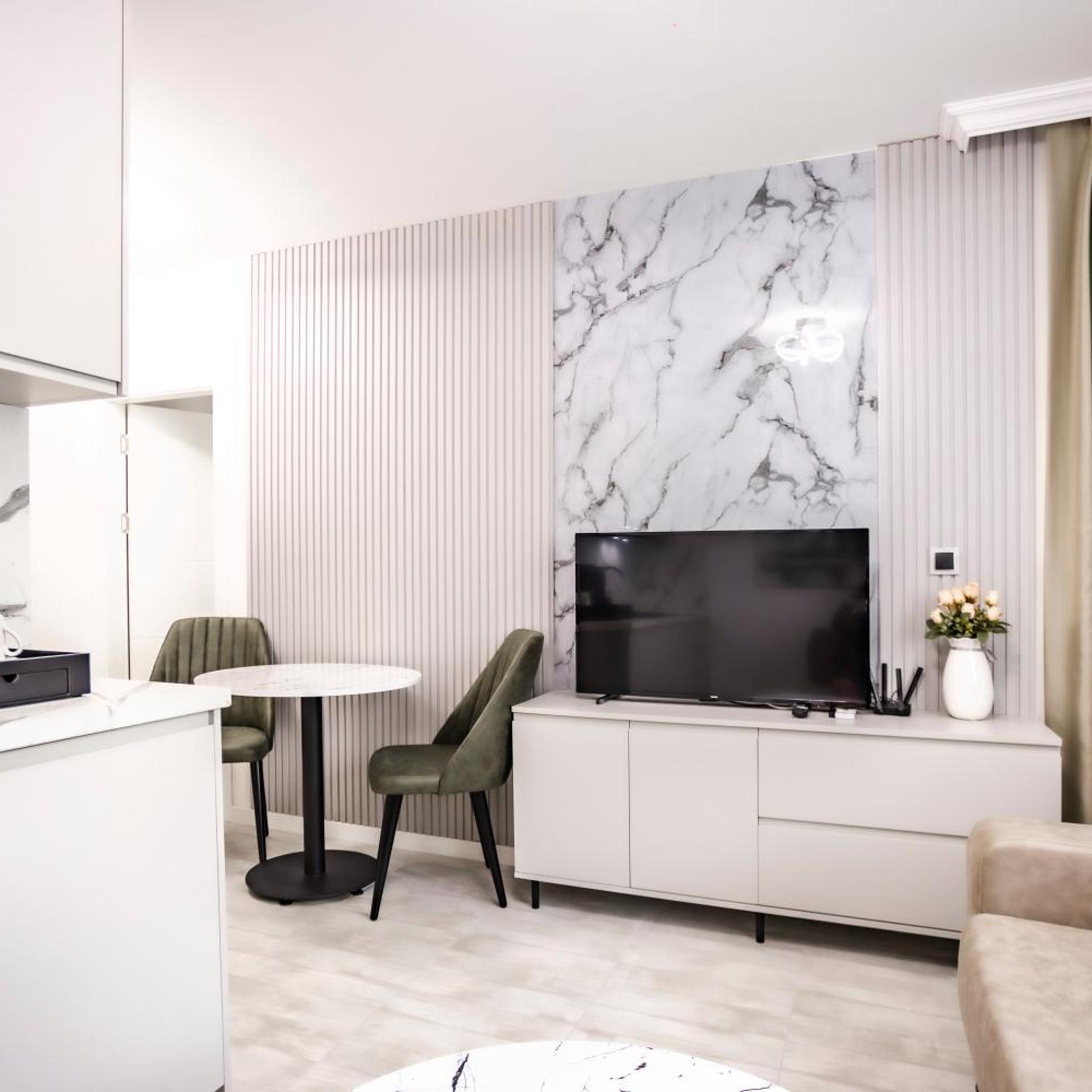 Onyx Beach Residence 10/50