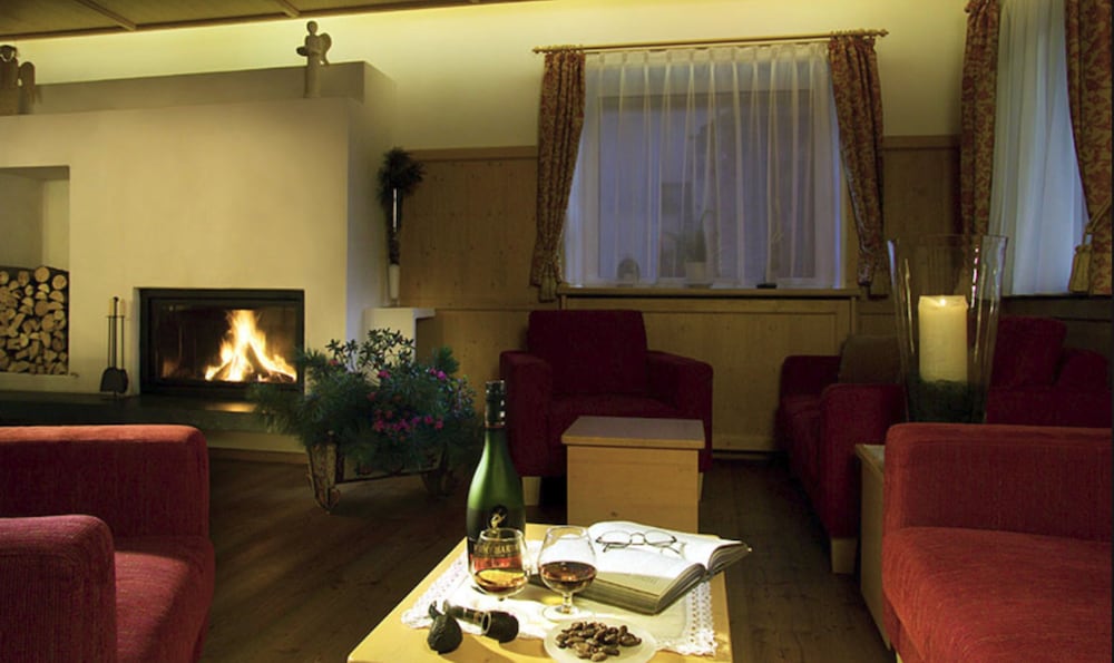 Wirtshaushotel Alpenrose 28/47