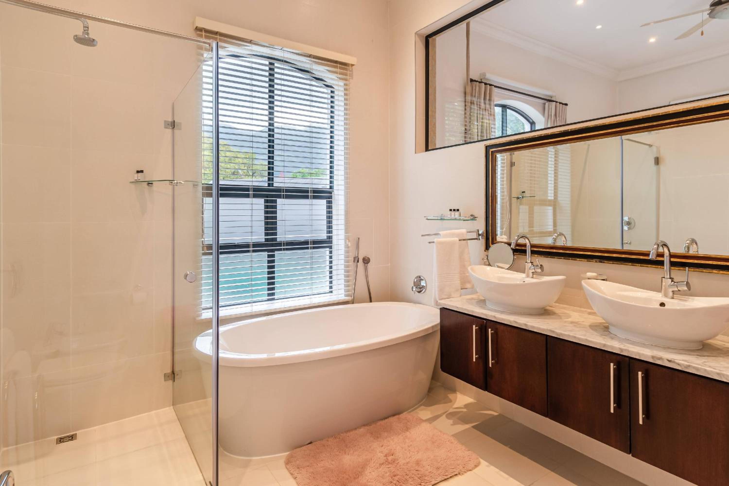 Penthouse, Apartment، The Ivy Apartments 3/3