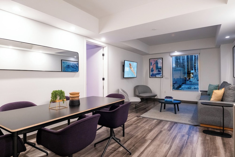 YOTEL Miami, Select by Hilton 27/48