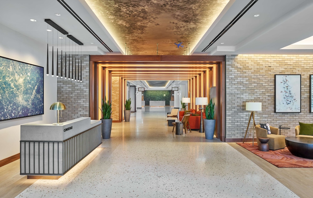 Hilton Atlanta Airport 6/70