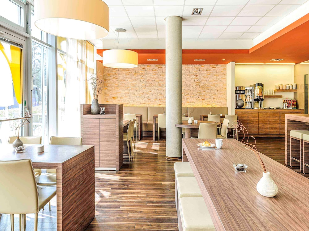 Hotel Ibis Friedrichshafen Airport Messe 58/70