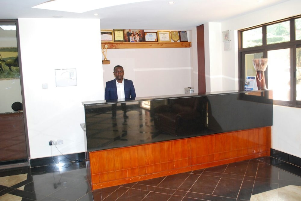 Cephas Inn 8/66
