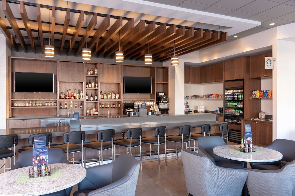 Hyatt Place Detroit/Royal Oak 48/62
