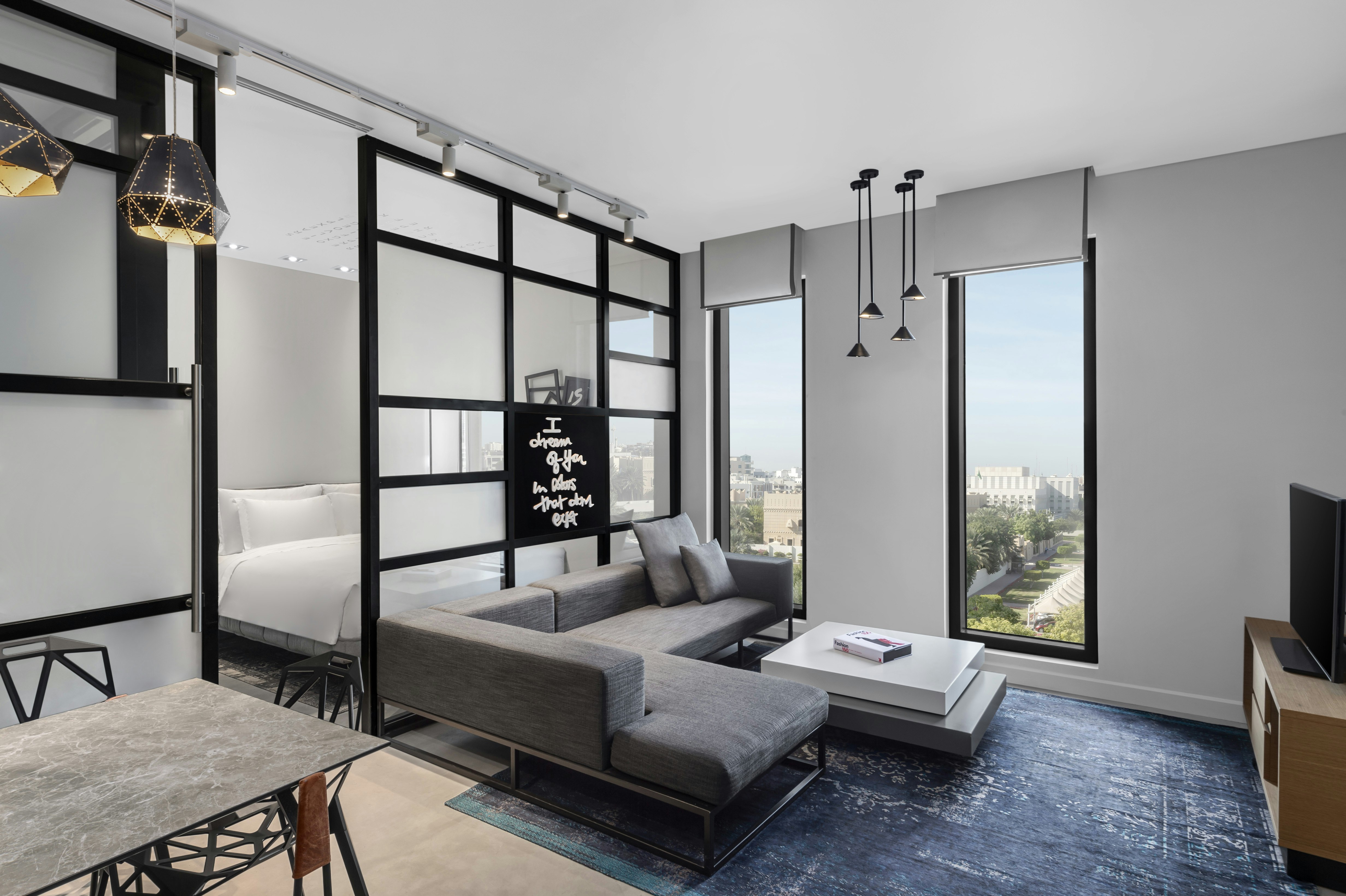 1 BEDROOM, SUITE, KING BED