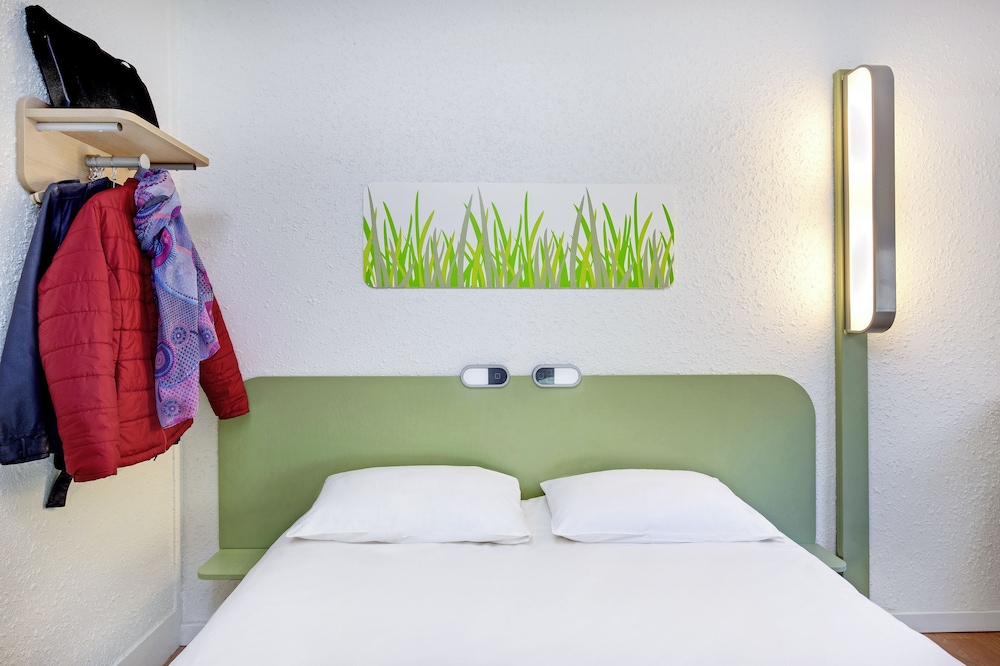 Ibis Budget Versailles Trappes 16/41