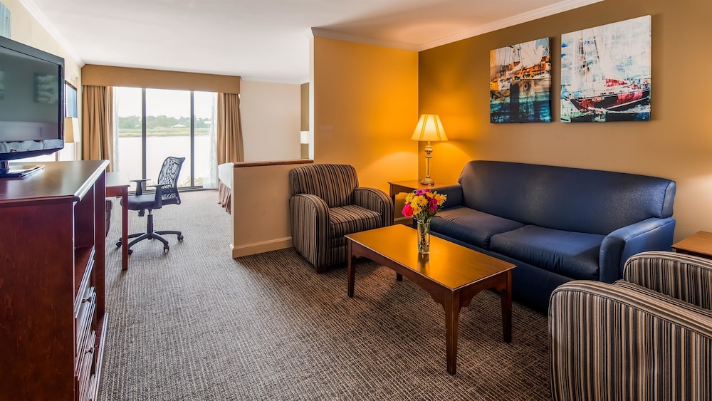 Best Western Adams Inn Quincy-Boston 34/53