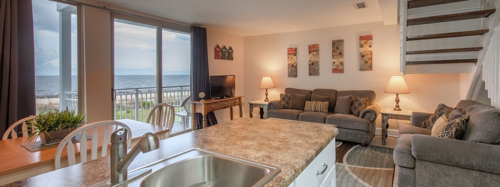 Villas By the Sea Resort Conference Center 36/73