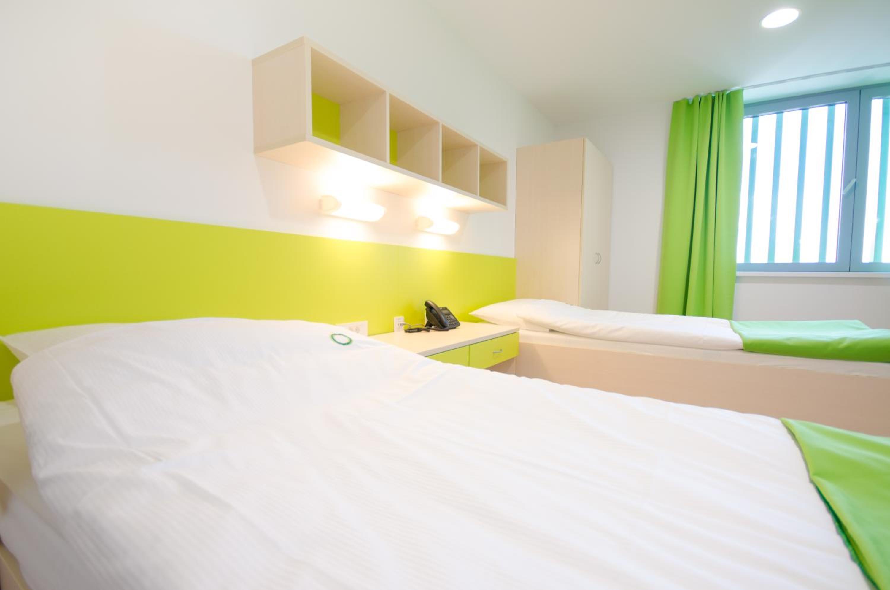 Sport Hotel Ljubljana 16/71