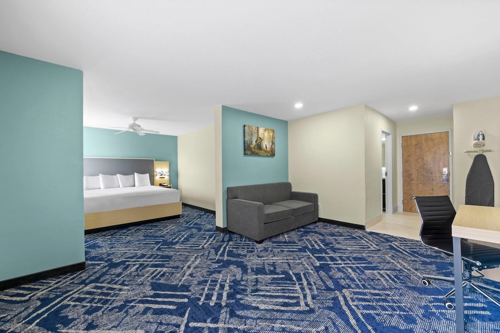 Baymont by Wyndham Grovetown Augusta 18/44